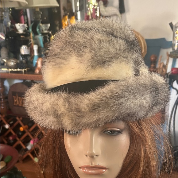 Vintage 1950-1960’s Irene of New York Blonde & Black Mink Fur Hat - Picture 1 of 7